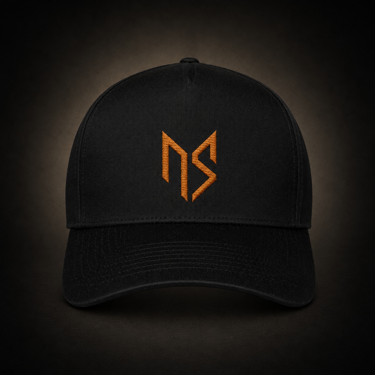Essentials Signature Flexfit Curved Cap – Vorderansicht